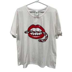 Daisy Rae Candy Cane Lips Graphic T Shirt Womens XL Short Sleeve White Essential